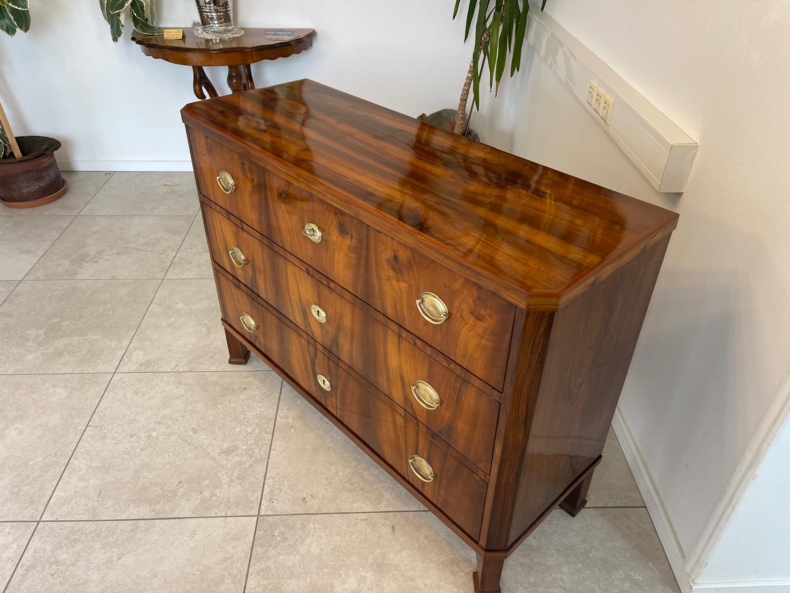 Restaurierte Biedermeier Kommode Sale Antiquität Nussholzfurnier Antiquität G1741