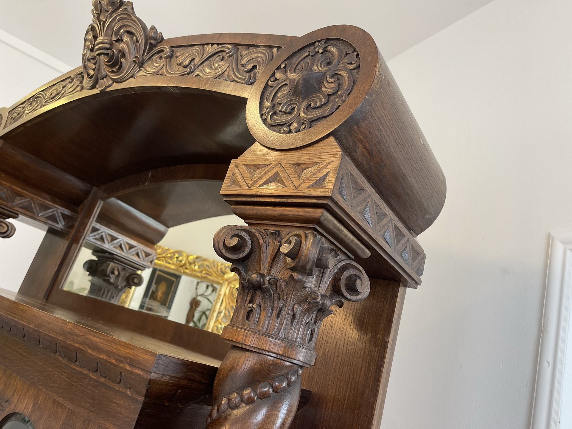 antiquitaeten_90 Originales Historismus Aufsatzbuffet Altarschrank B1533