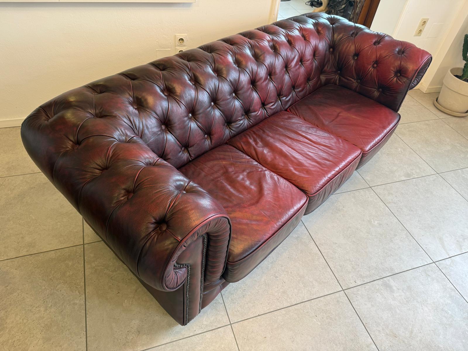 Chesterfield 3er Clubsofa Diwan Couch Oxblood Kultmöbel D1139