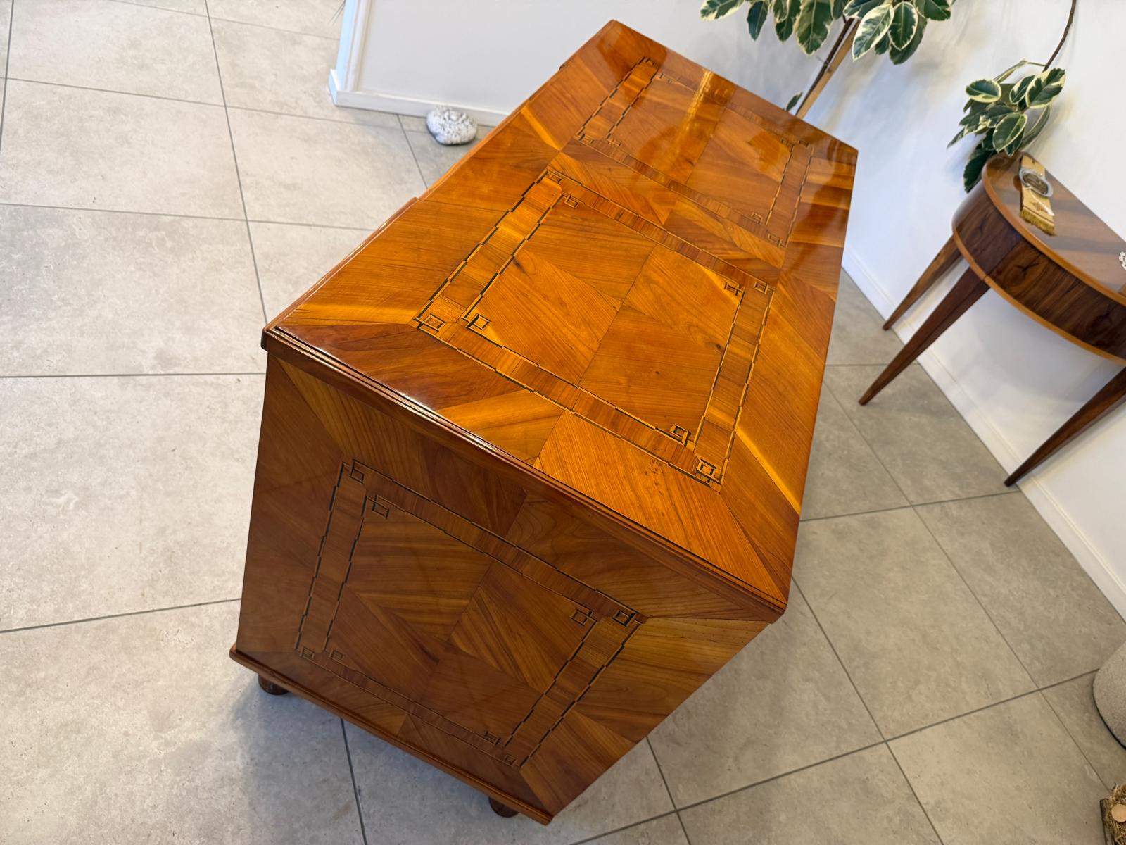 Sale Restaurierte Barock Kommode Österreich Marketiert G2392