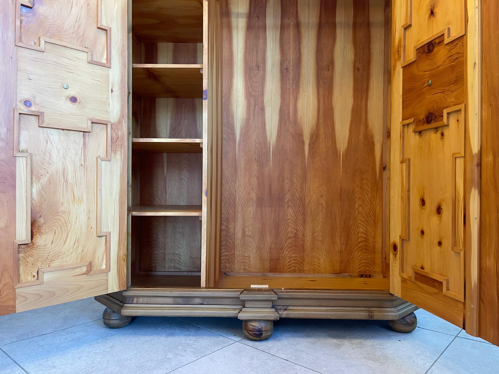 Zirbenholz Schrank Kasten Bauerschrank Kleiderkasten G1097