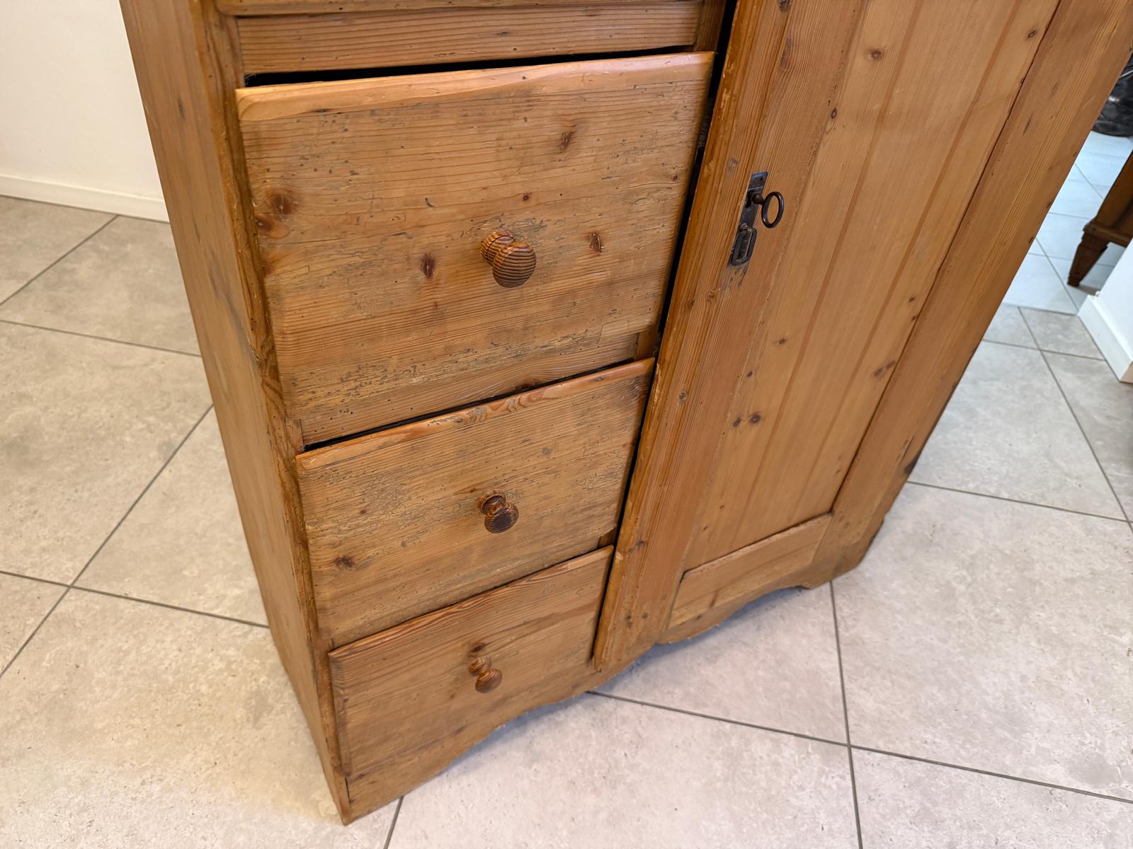 Uriger Biedermeier Brotschrank Almerschrank Speiskasten Bauernkasten G2328