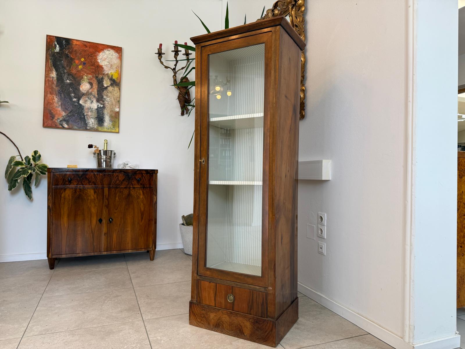 Traum Stilvitrine Biedermeier Glasschrank Bücherschrank G1918