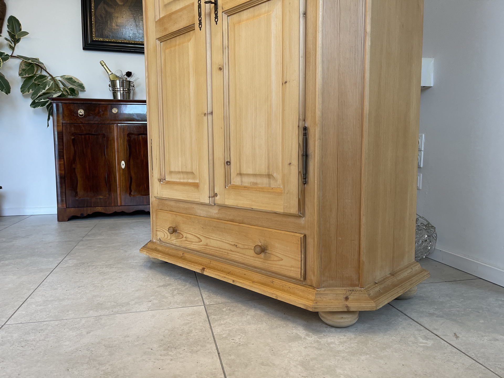 Bauernschrank Landhausschrank Barockstil Schrank B1856
