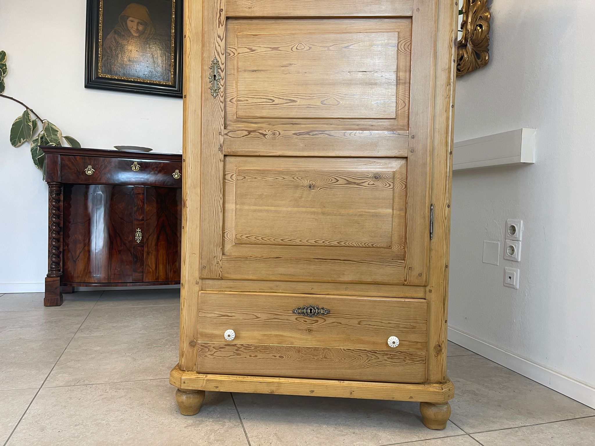 bbd9214f-519a-4a26-8da5-ec0c4f207929 Steirischer Bauernschrank Biedermeier Schrank A5019
