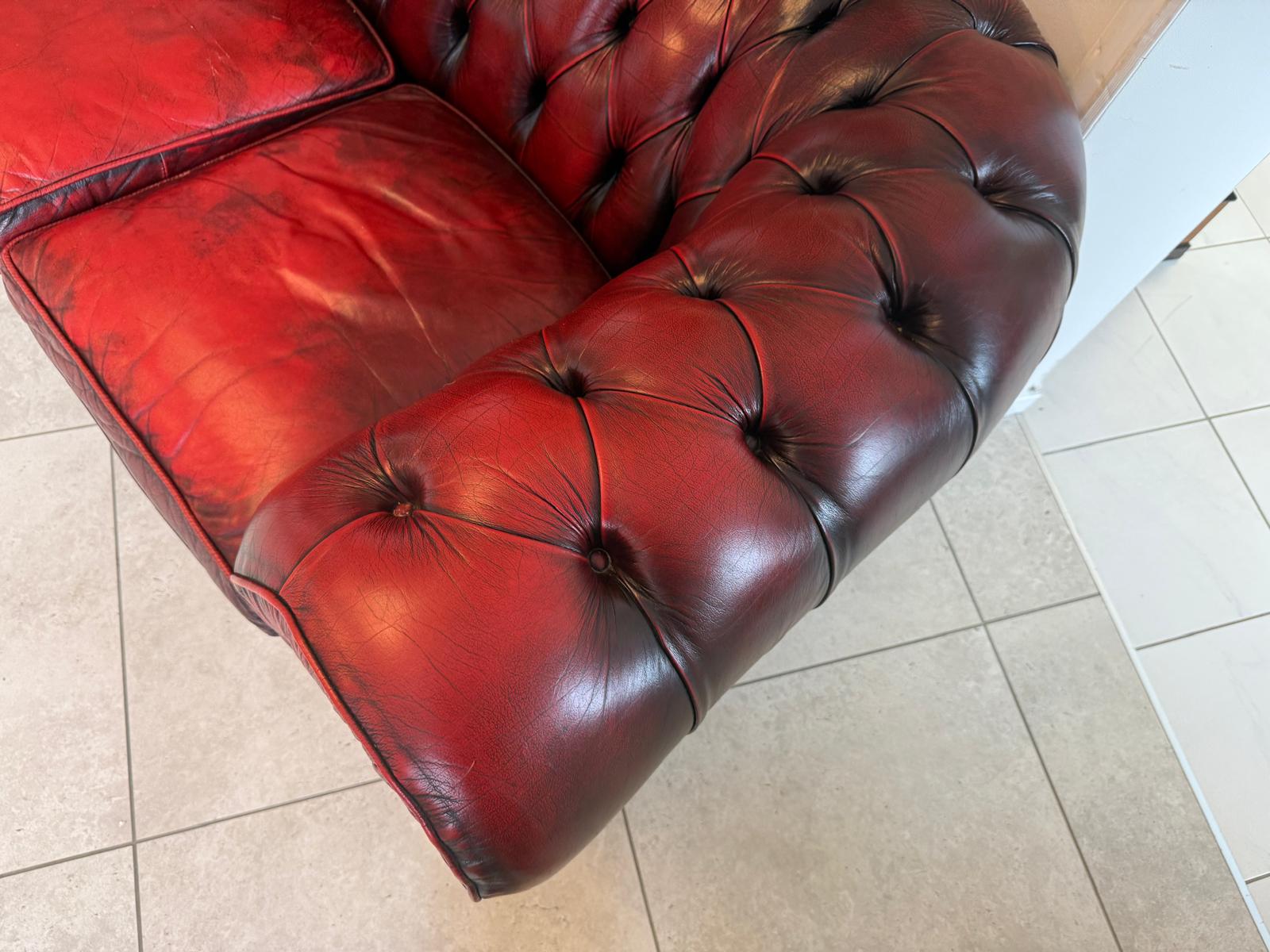 Chesterfield 3er Clubsofa Diwan Couch Oxblood Kultmöbel D2304