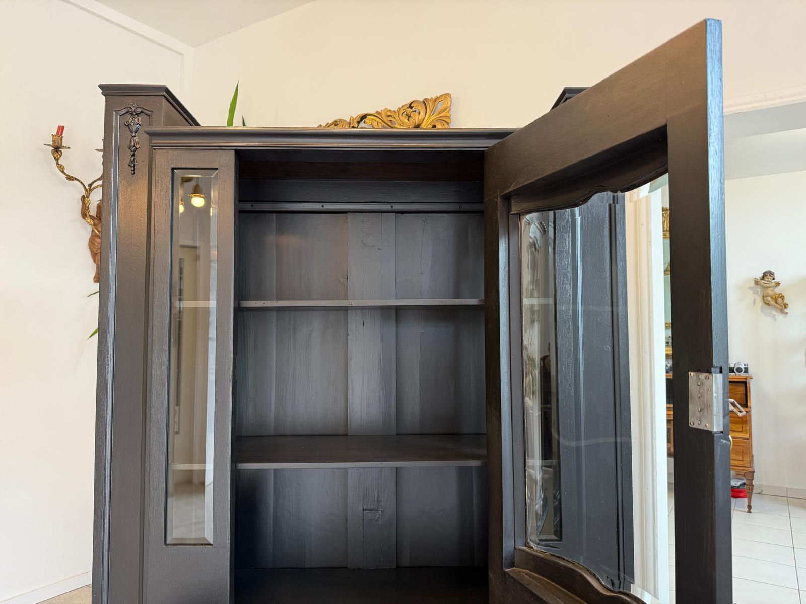 Restauriertes Jugendstil Aufsatzbuffet Bücherschrank Schwarz Antik G2172-1