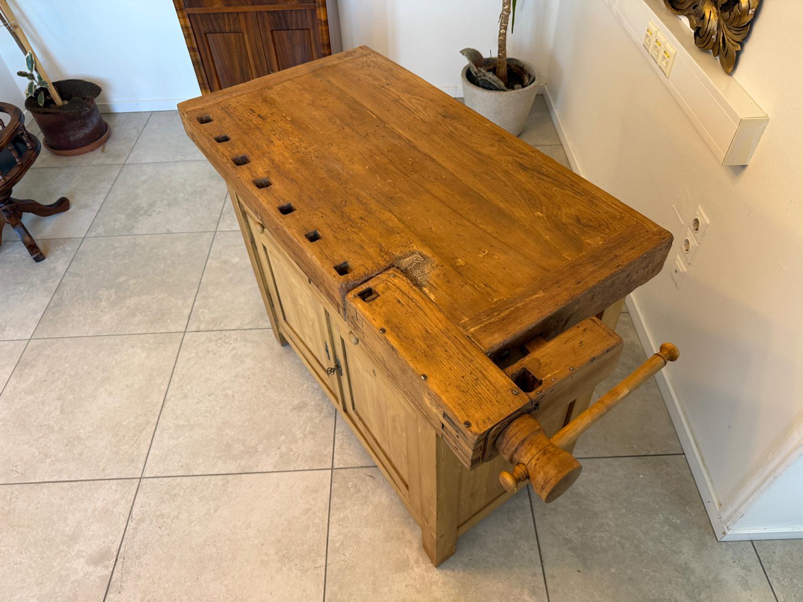 Holzbank aus Eiche & Fichte | Unikat aus altem Holz | IFANTIK D2877