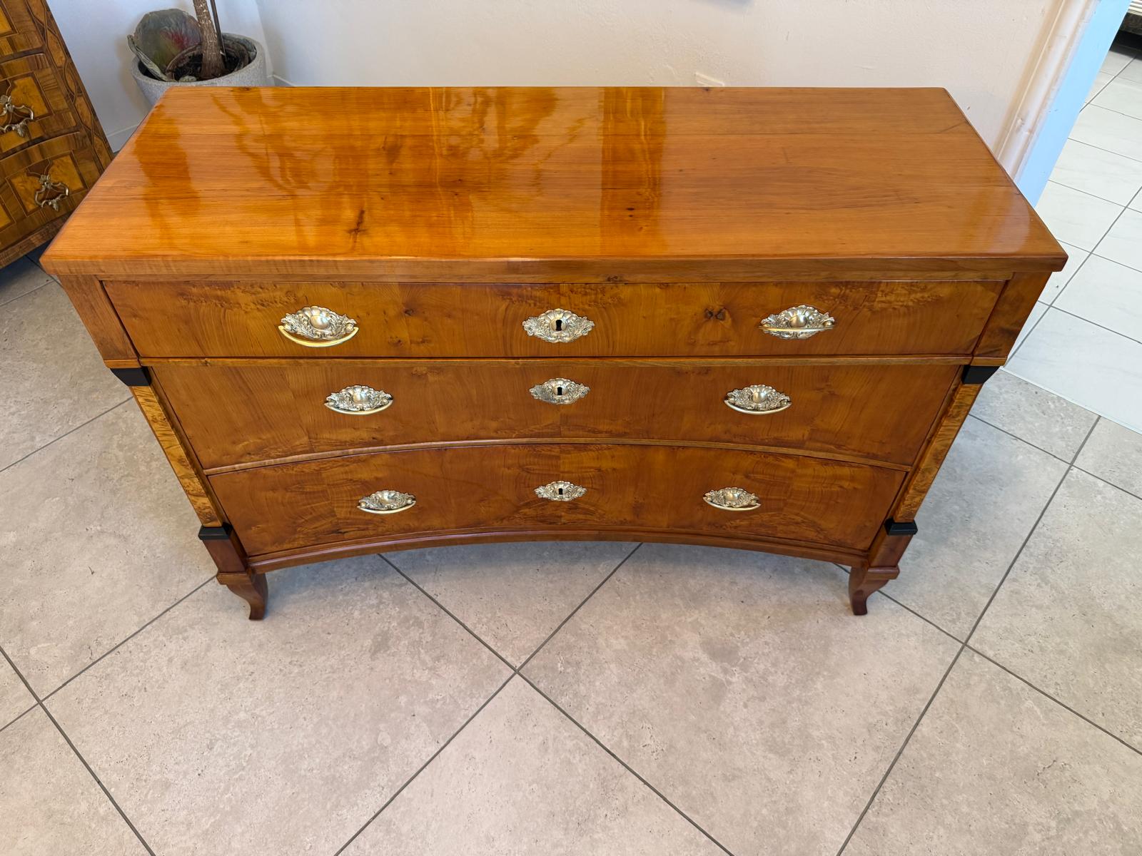 Restaurierte Empire / Biedermeier Kommode 3 Ladenkommode D2603