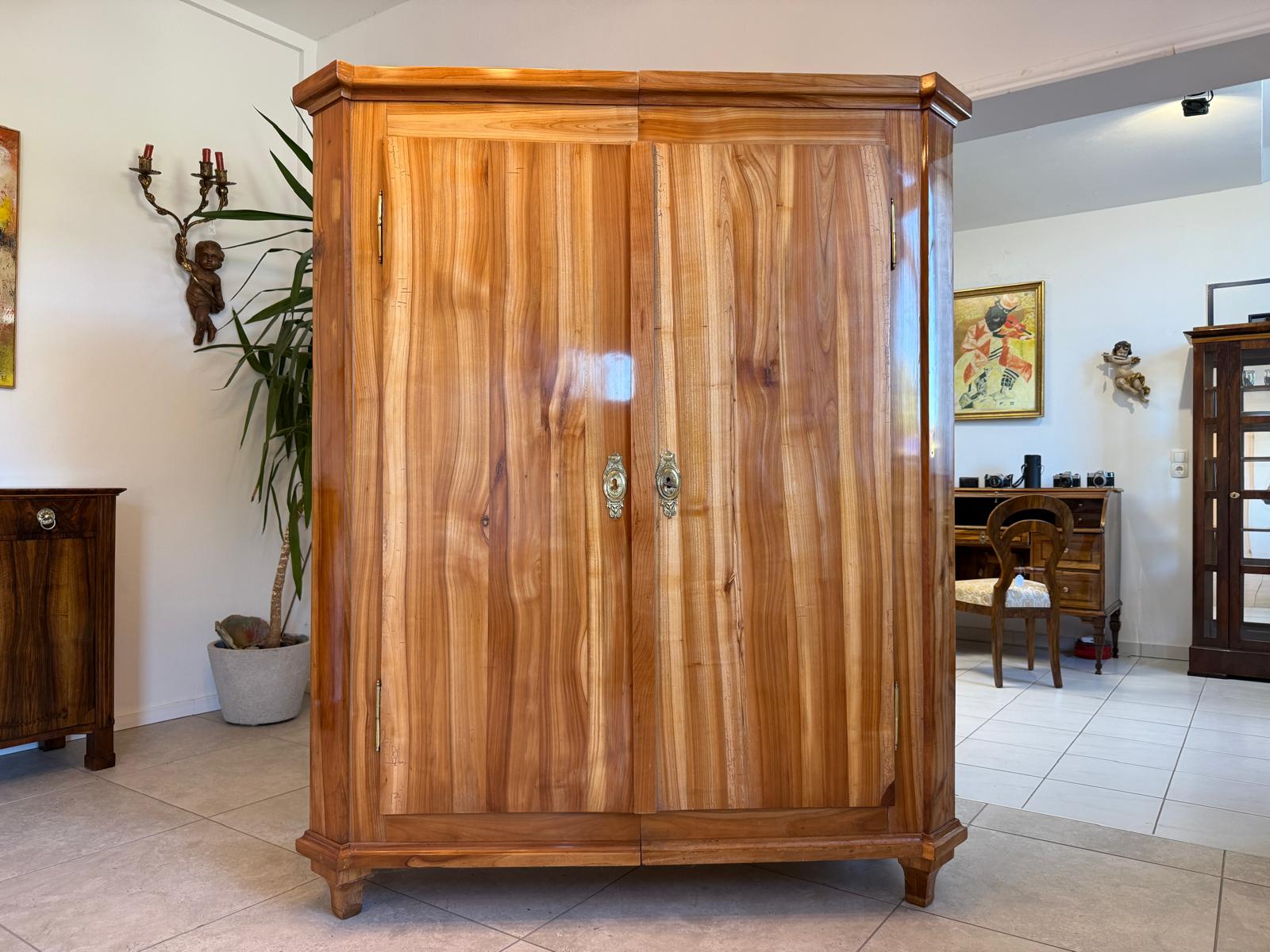 SALE Restaurierter Biedermeier Schrank Kleiderkasten Hallenschrank Antiquität G2100
