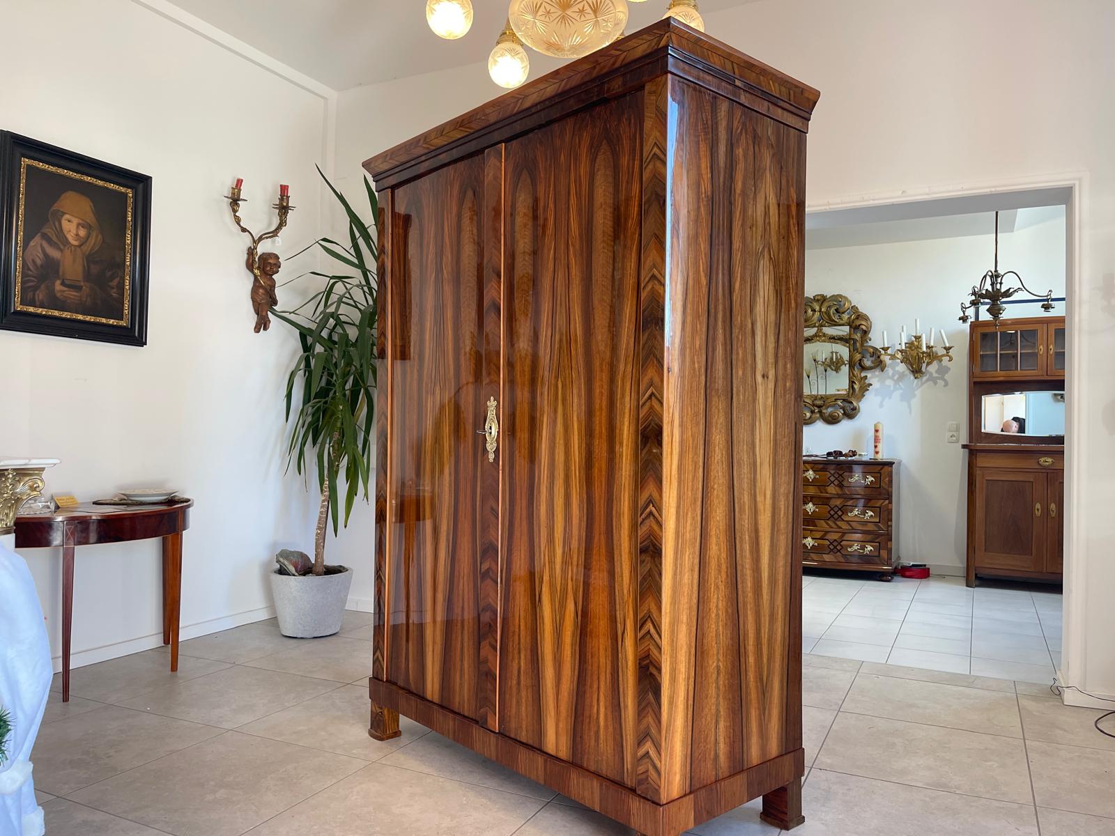 e5e1c72f-4c96-4ed8-8ae1-24ac6775568f Sale Original Biedermeier Schrank Kasten Restauriert Traum A5111