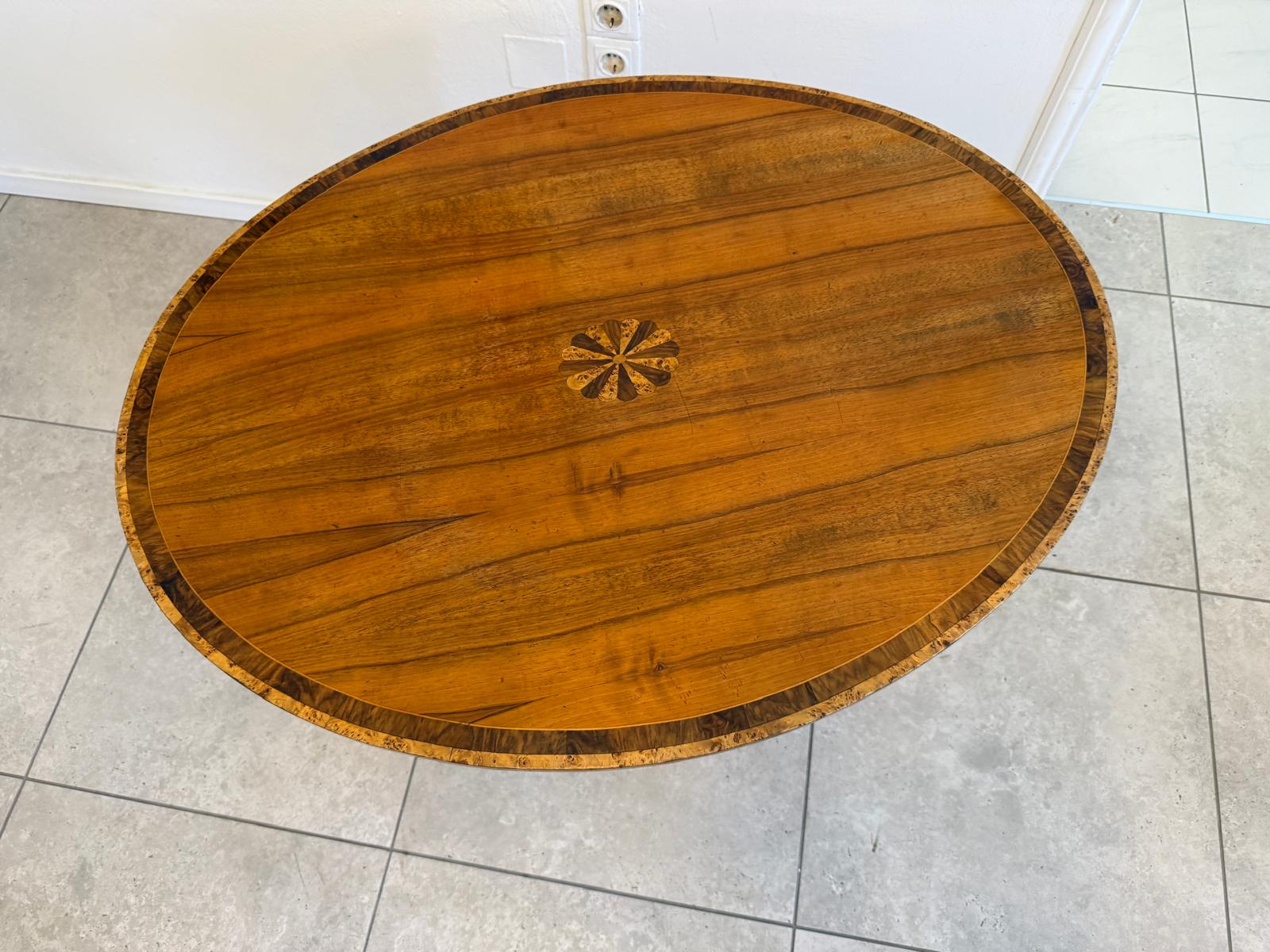 Originales ovales Biedermeier Tischerl Vasentisch Stempeltisch G1991