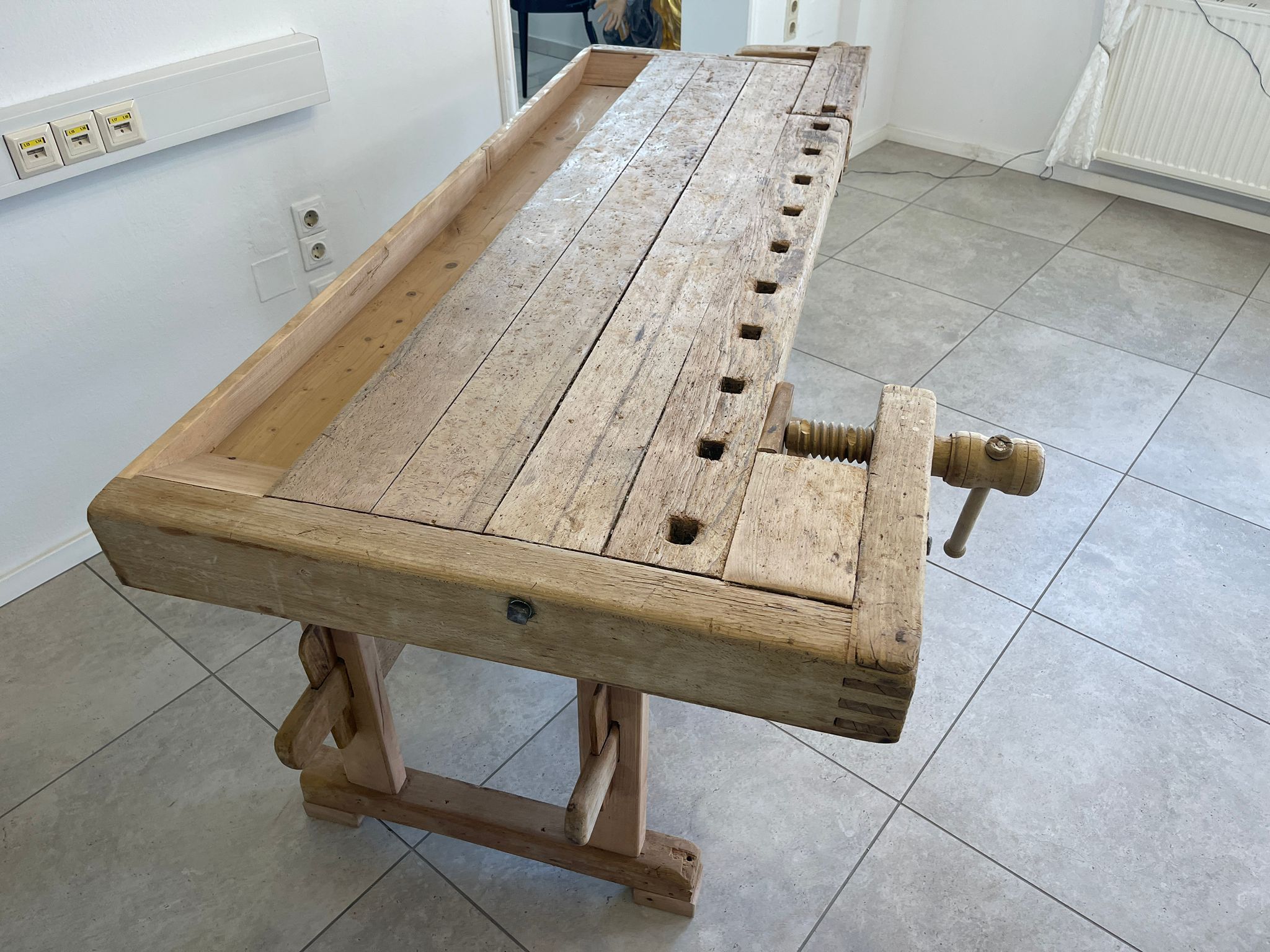 urige restaurierte Hobelbank, Werkbank, Küchentisch A5145