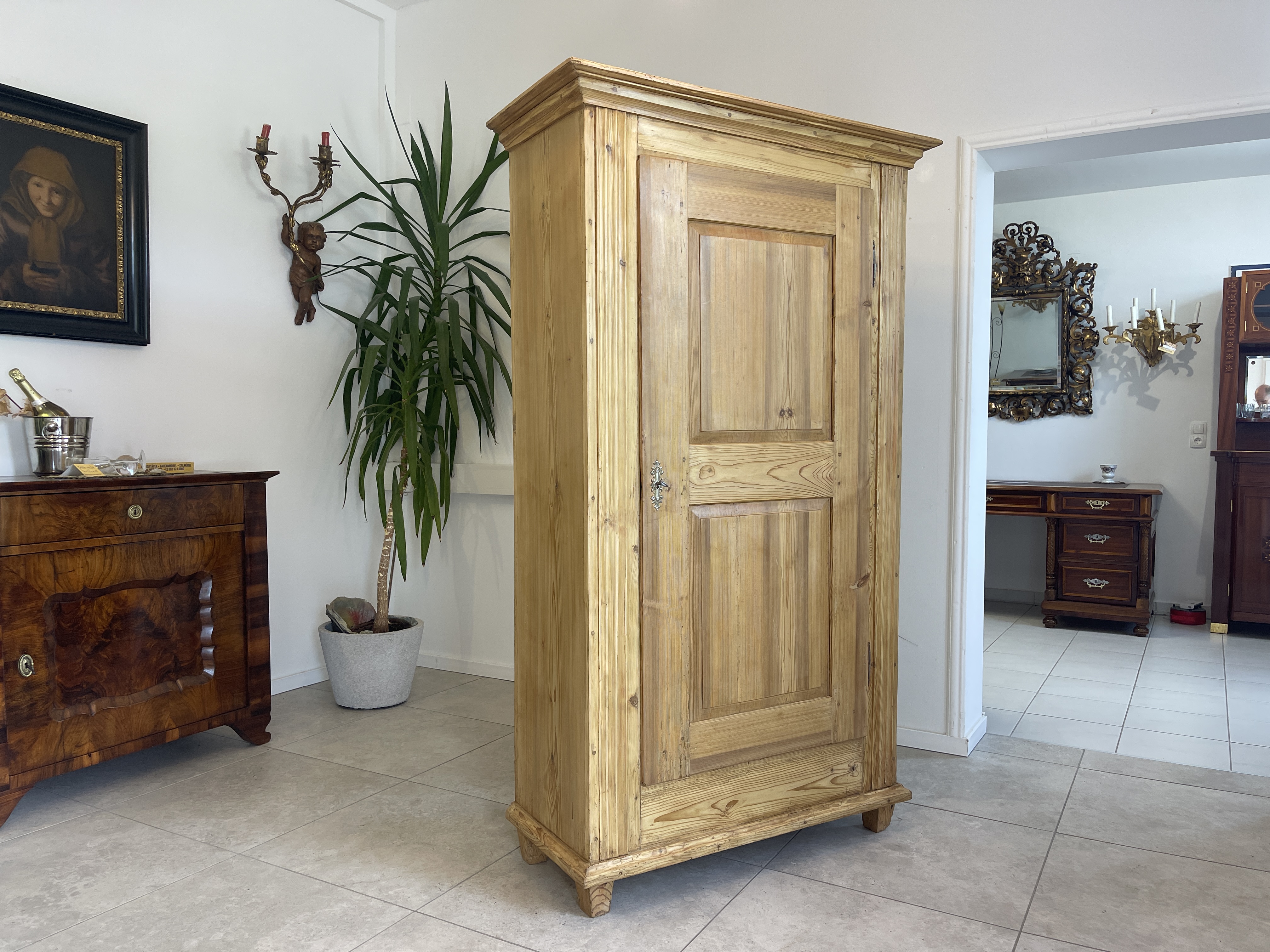 IMG_8411 Biedermeier Bauernschrank Naturholzschrank A4402