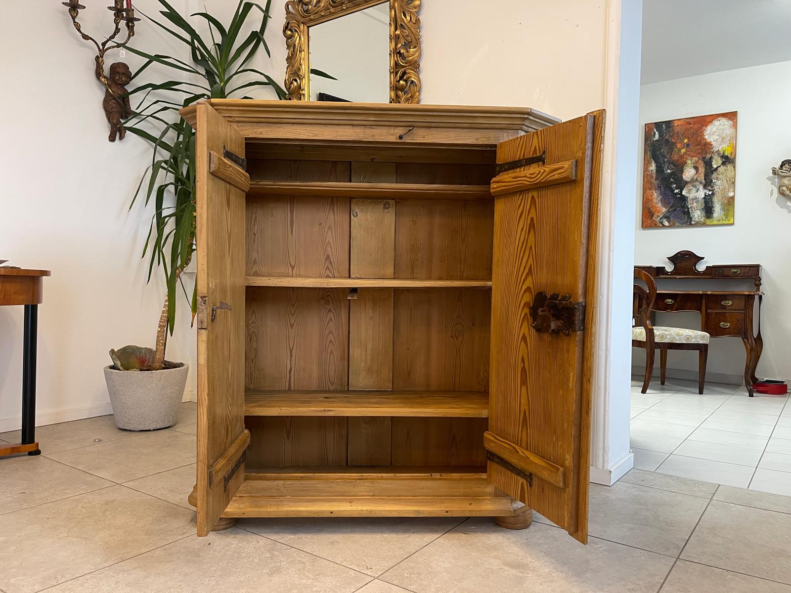 Sale Bäuerlicher Kasten Bauernschrank Barockschrank Antiquität G1244