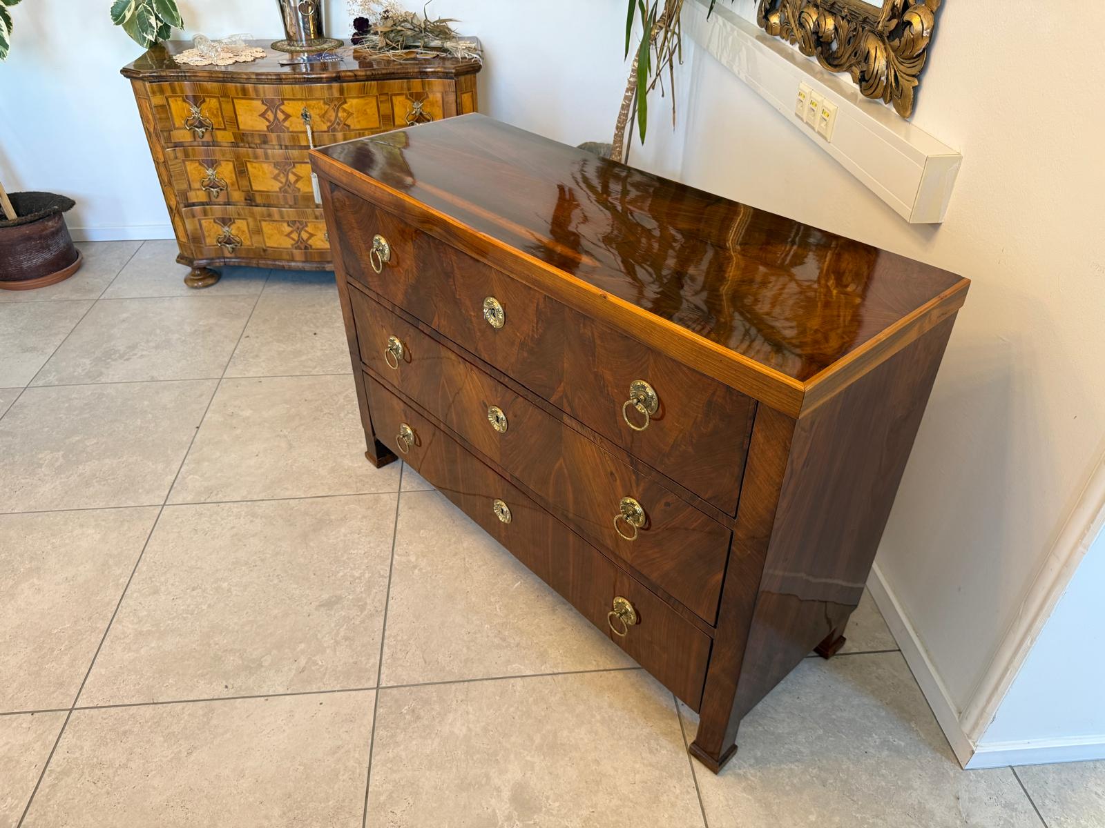 Biedermeier Kommode 3 Ladenkommode Nussholz Antiquität Restauriert D2688