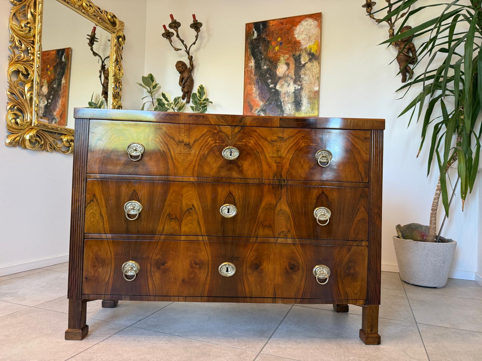 Sale Restaurierte Biedermeier Kommode Nussholz Antiquität 1840 G2161