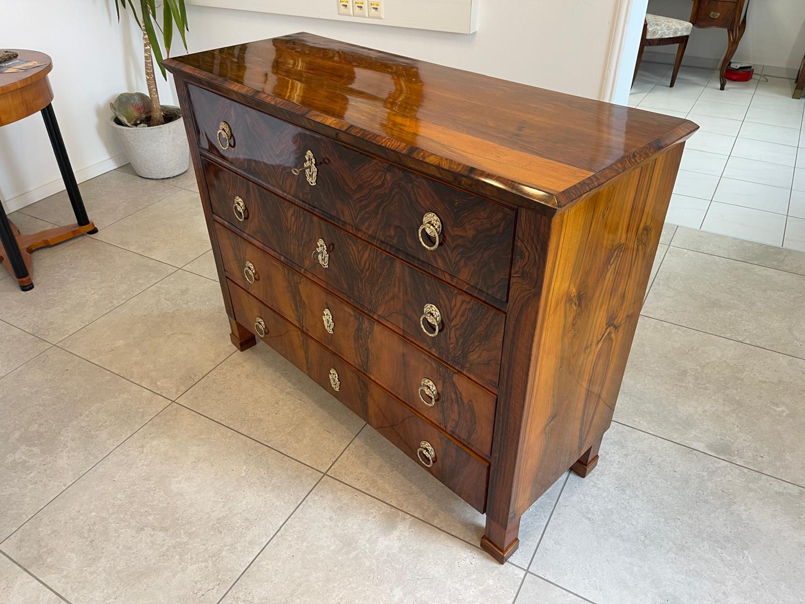 Restaurierte Biedermeier Schreibkommode Nussholz Antiquität G1313
