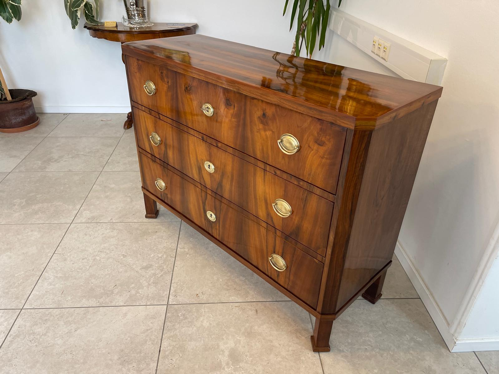 Restaurierte Biedermeier Kommode Sale Antiquität Nussholzfurnier Antiquität G1741