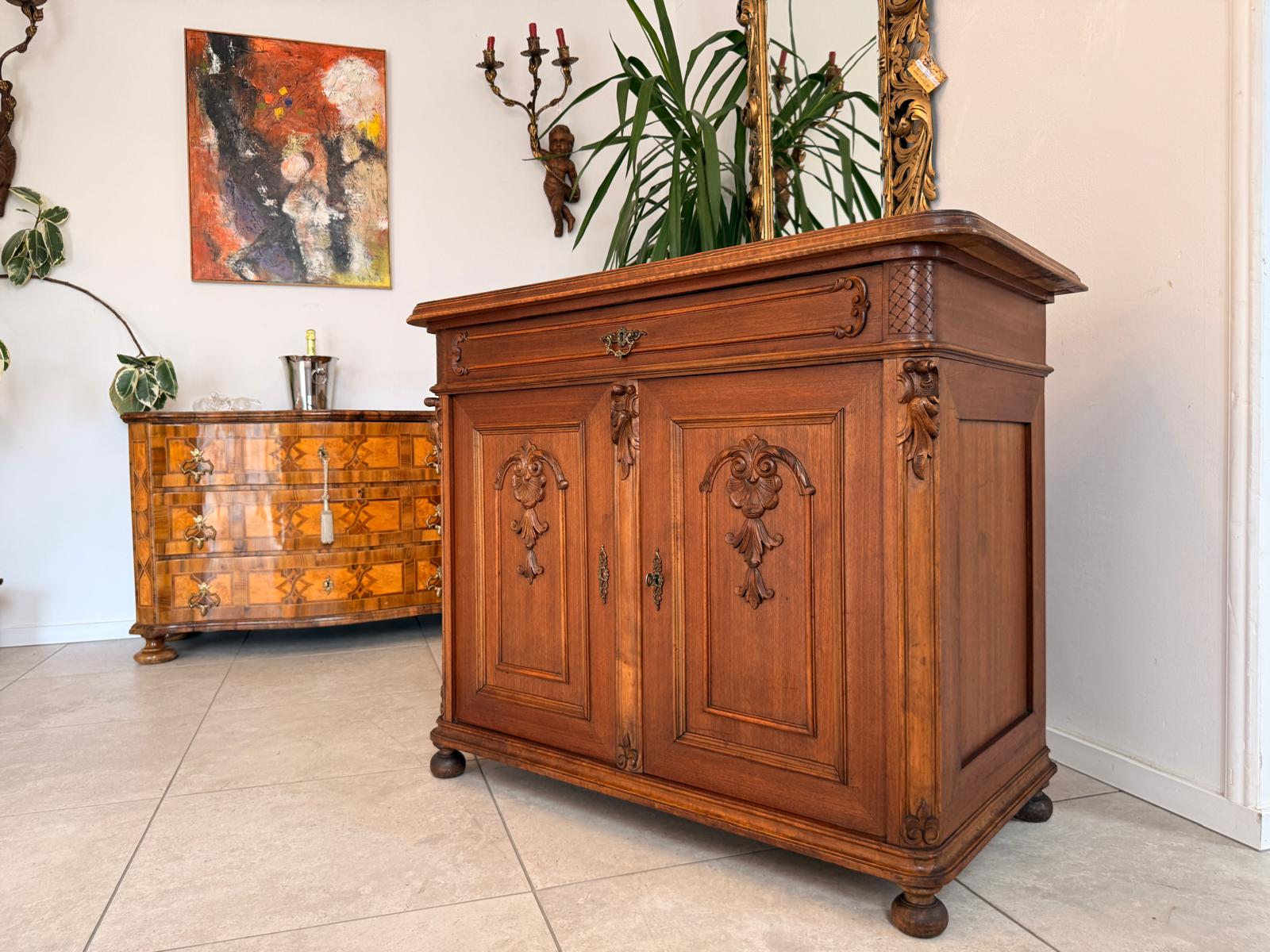Pfeiferlbarock Anrichte Sideboard Eichenholz Granitplatte D2662
