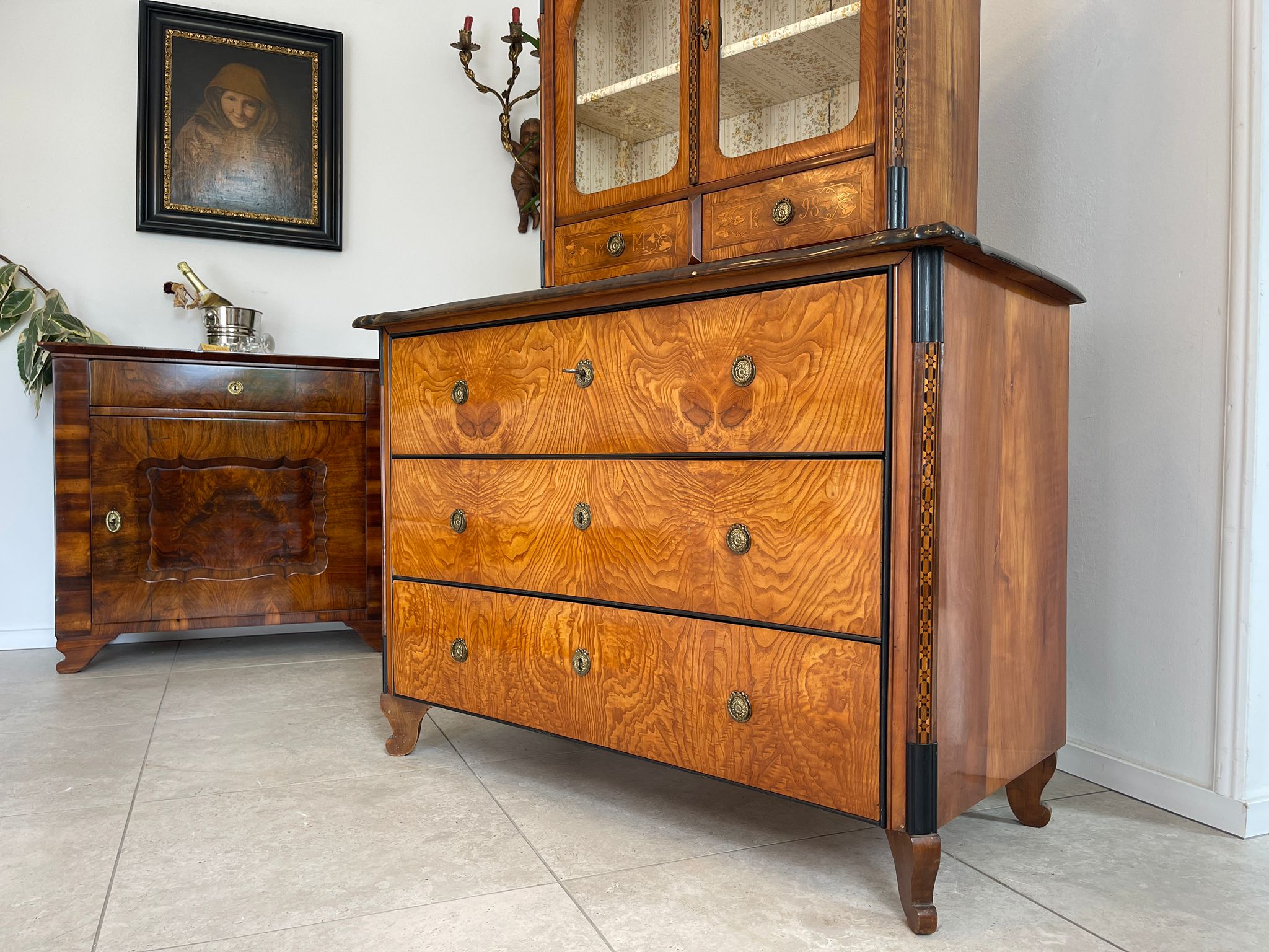cbc1158b-7117-4d7e-bdac-b102dc3b8dfc Aufsatzvitrine Aufsatzkommode Vitrine Bücherschrank A4382