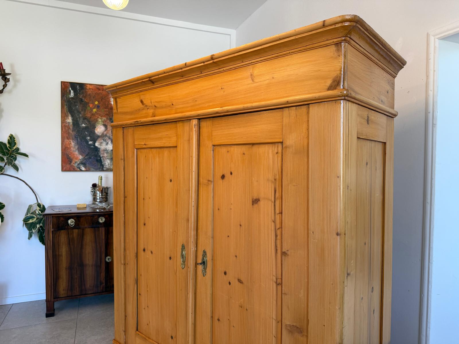 Originaler Bauernschrank Biedermeierschrank Hallenschrank Bauernkasten G2092