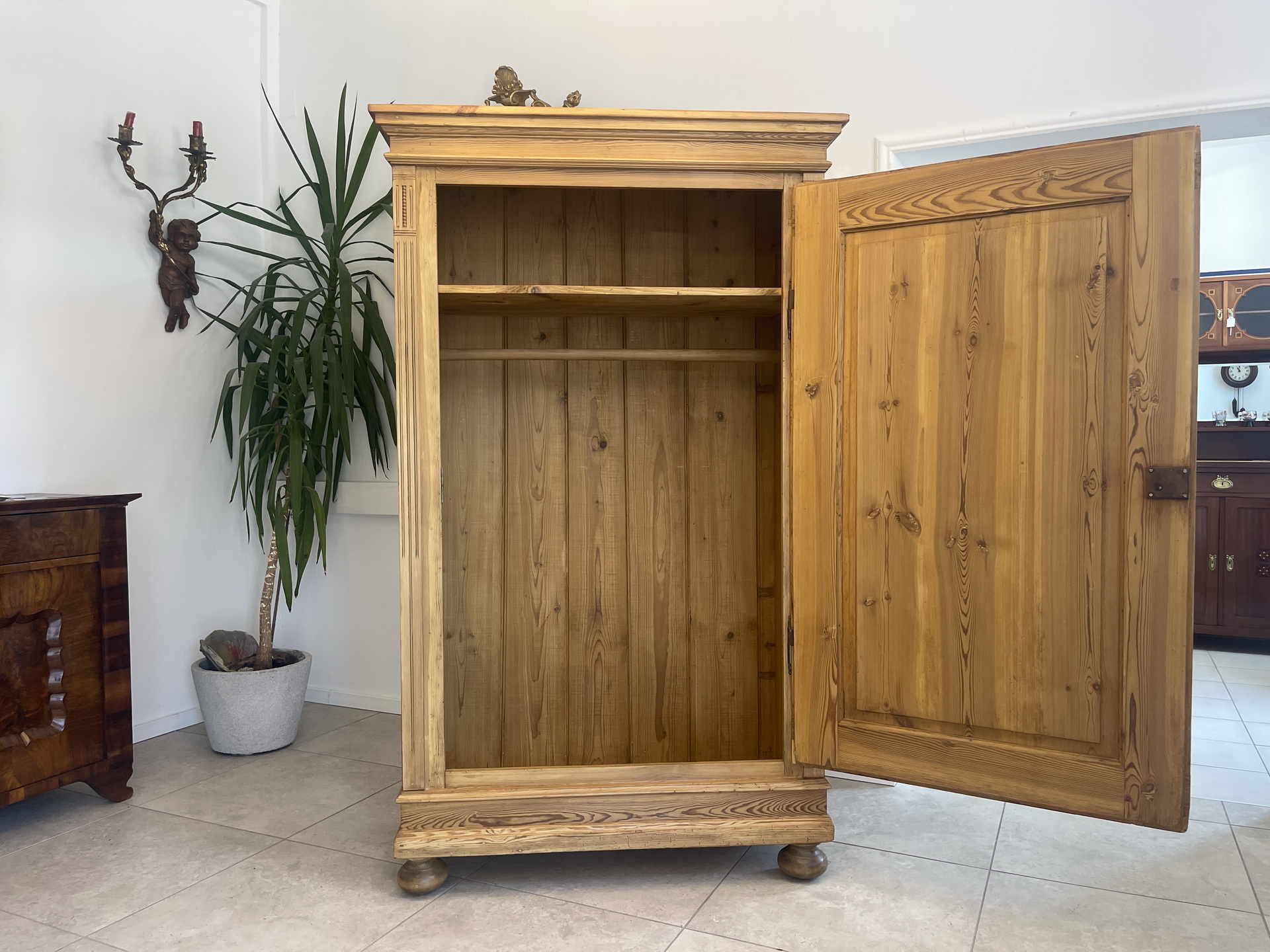 IMG_1887 1 türiger Biedermeier Bauernschrank Naturholzschrank A4568