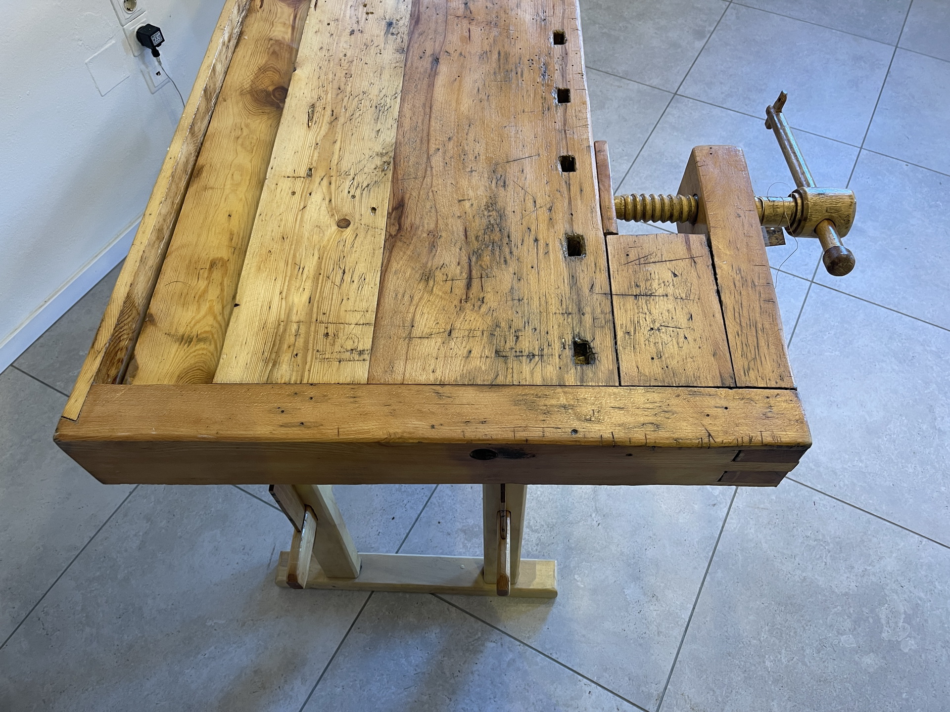 Bauernschrank-38 Sale Original Hobelbank, Werkbank, Designertisch B1925