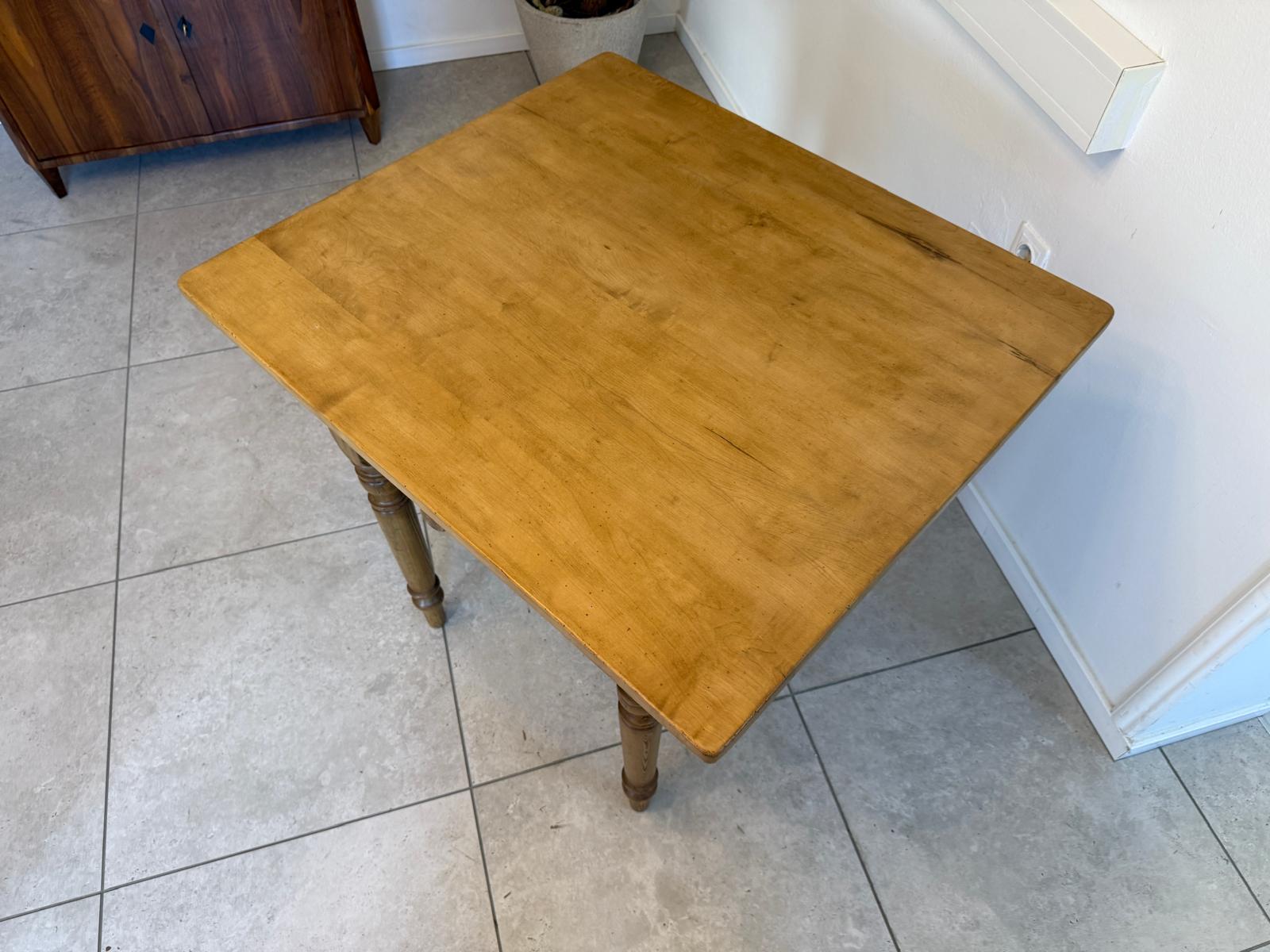 Bäuerliches Gründerzeit Tischerl Beistelltisch Bauerntisch G2003