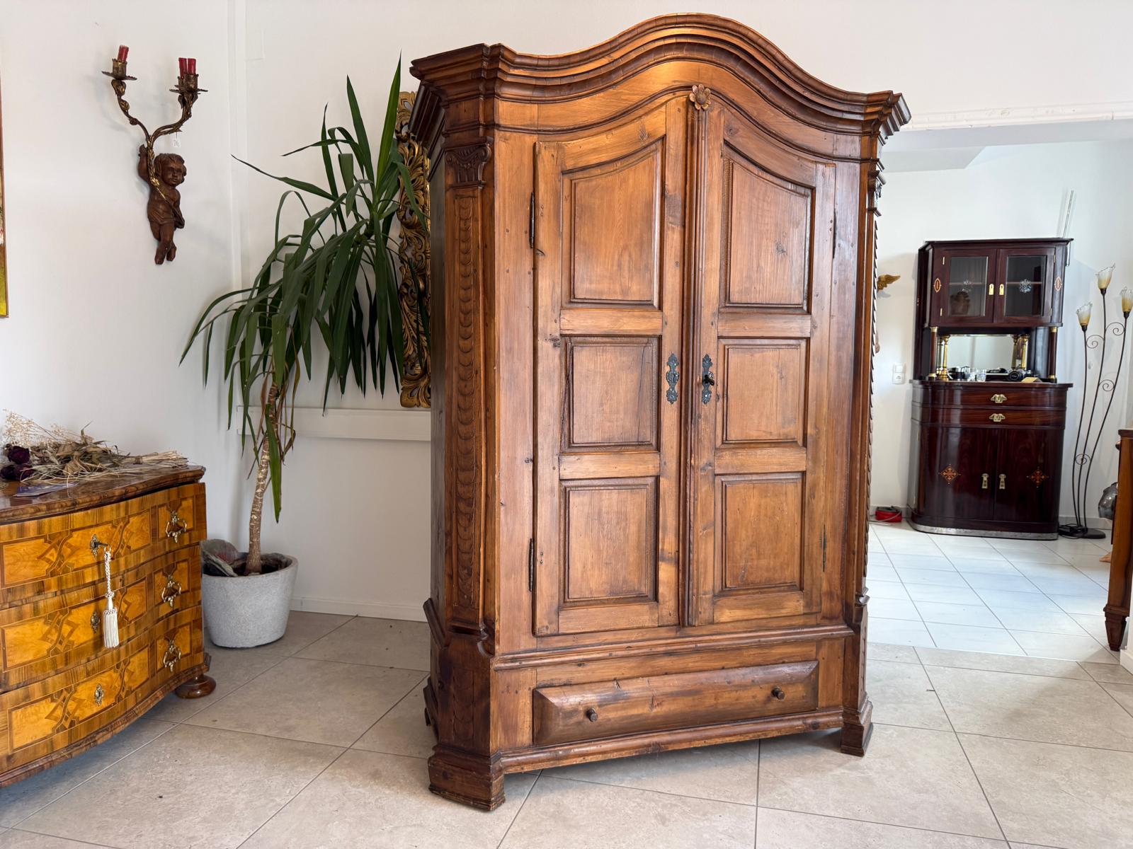Barockstil Schrank Buchenholz Bücherschrank Stilschrank D2696