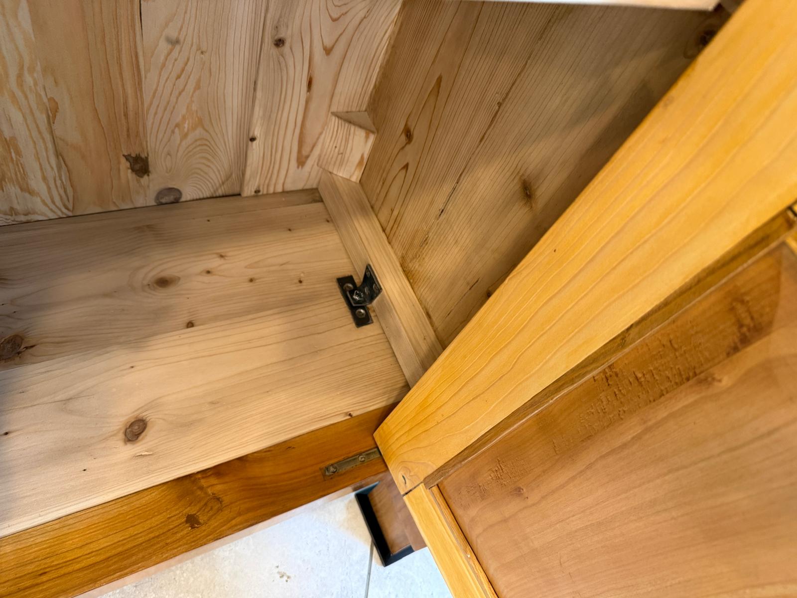 Biedermeier Vitrine  Bücherschrank Restauriert Nussbaum SALE D2295  