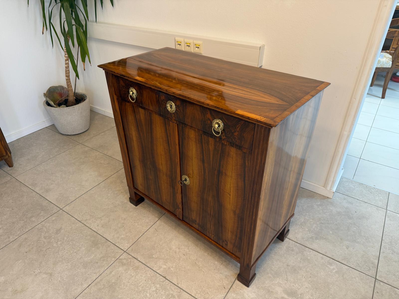 Sale Restaurierte Biedermeier Anrichte Trumeau Nussholz Antiquität G2081