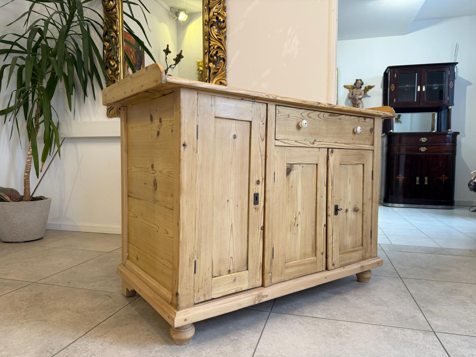 Bäuerliche Wickelanrichte Kommode Naturholz Antik & Alt D1083