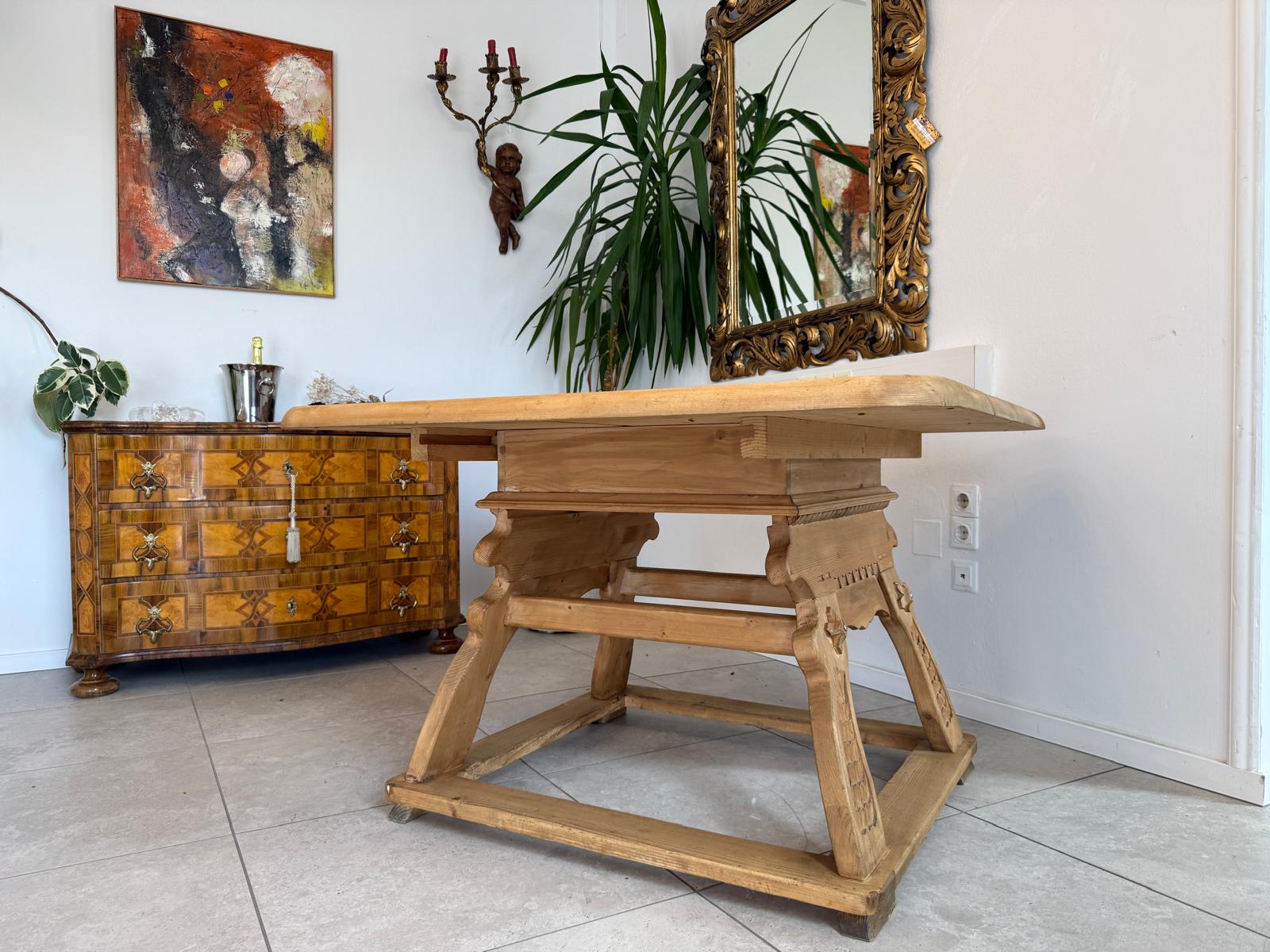 Jogltisch Bauerntisch Eichenholz Hüttentisch Bauernmöbel D2695