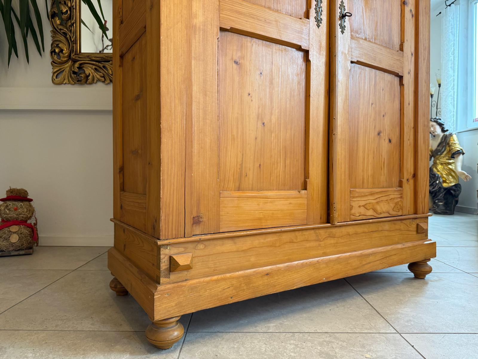 SALE Steirischer Bauernschrank Gründerzeit  Schrank Weichholz G2308