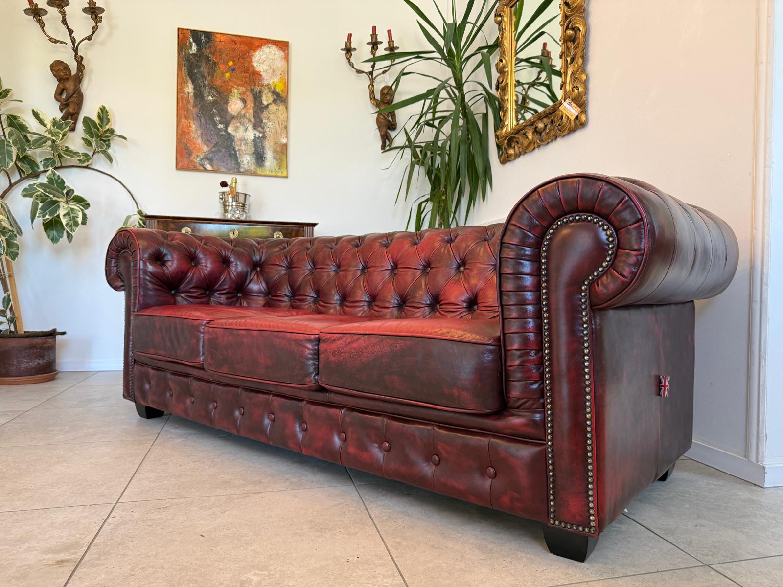 Chesterfield 3er Clubsofa Diwan Couch Oxblood Kultmöbel G2090