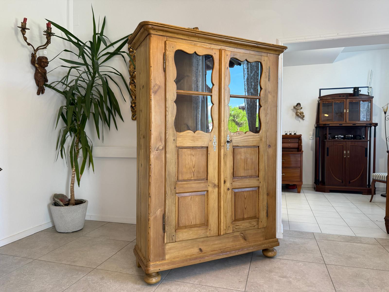 Restaurierte Biedermeier Vitrine Bäuerliche Vitrine Bücherschrank G1185