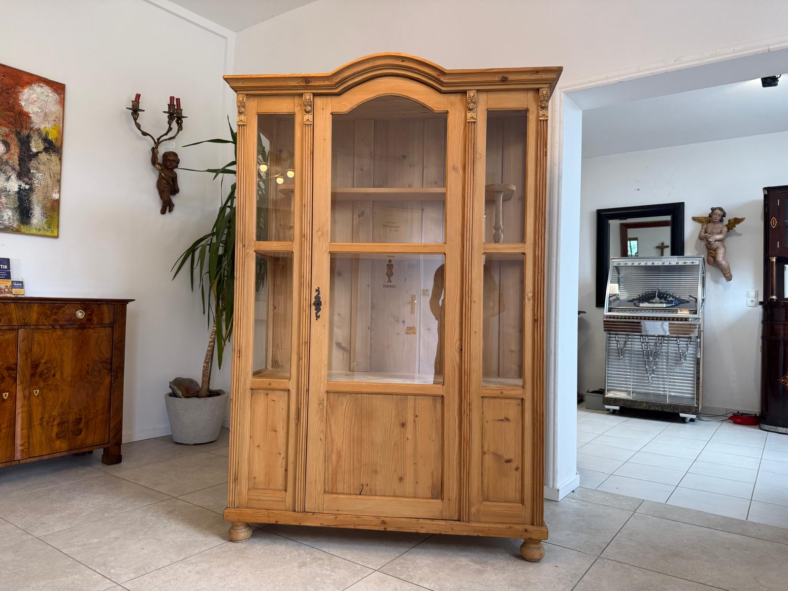 Bäuerliche Vitrine Bauernvitrine Bauernschrank Naturholz Bücherschrank D2579