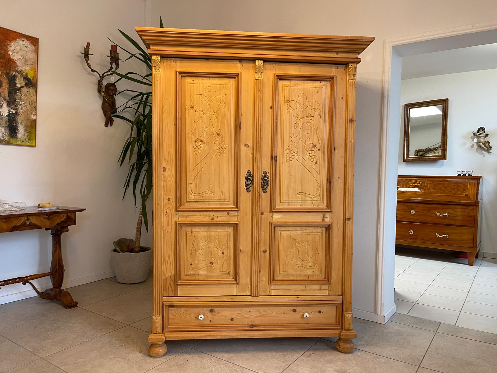 Gründerzeit Bauernschrank Bauernkasten Hallenschrank Kleiderkasten G1691