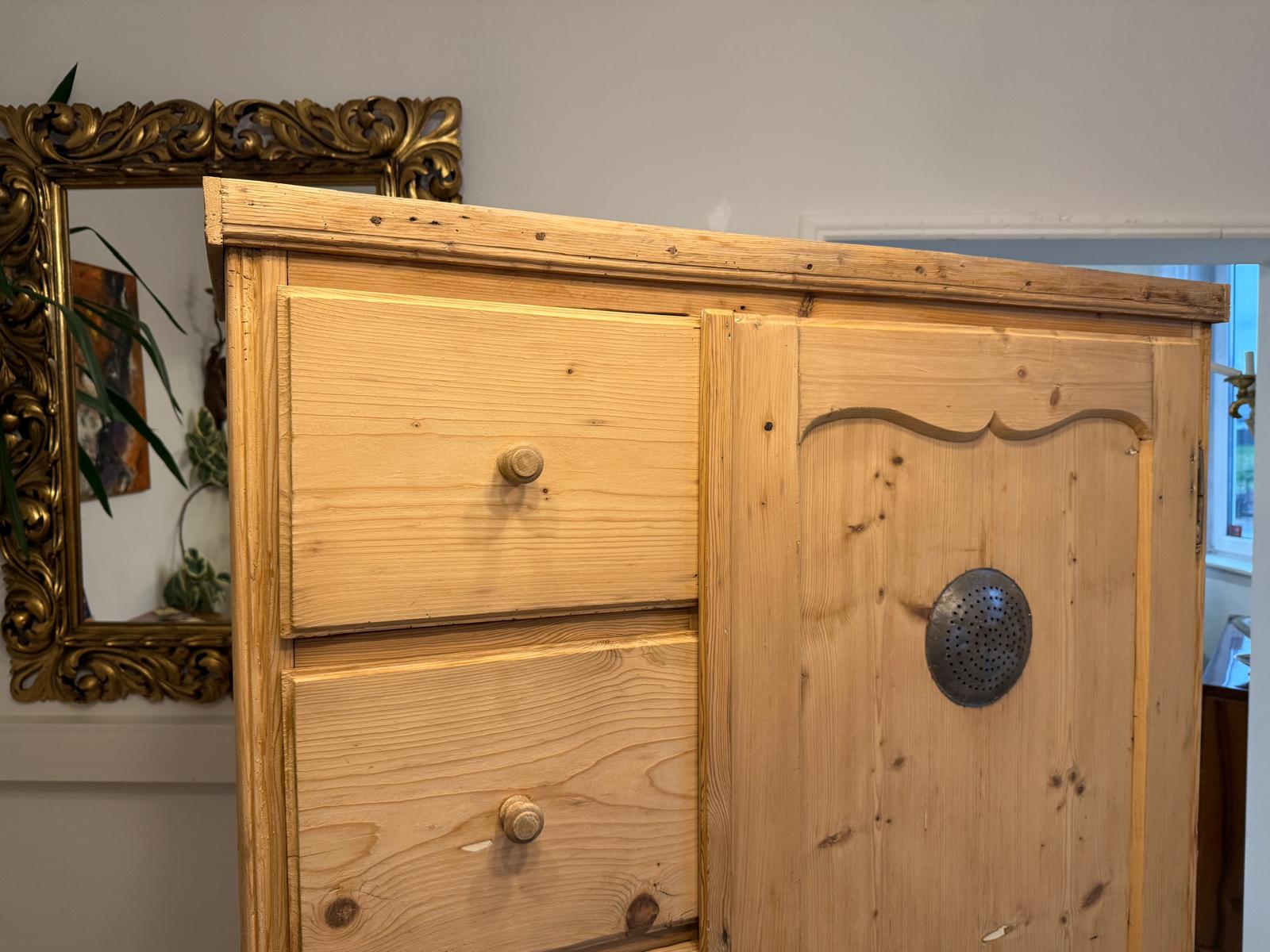 Uriger Biedermeier Brotschrank Almerschrank Speiskasten Bauernkasten G2246