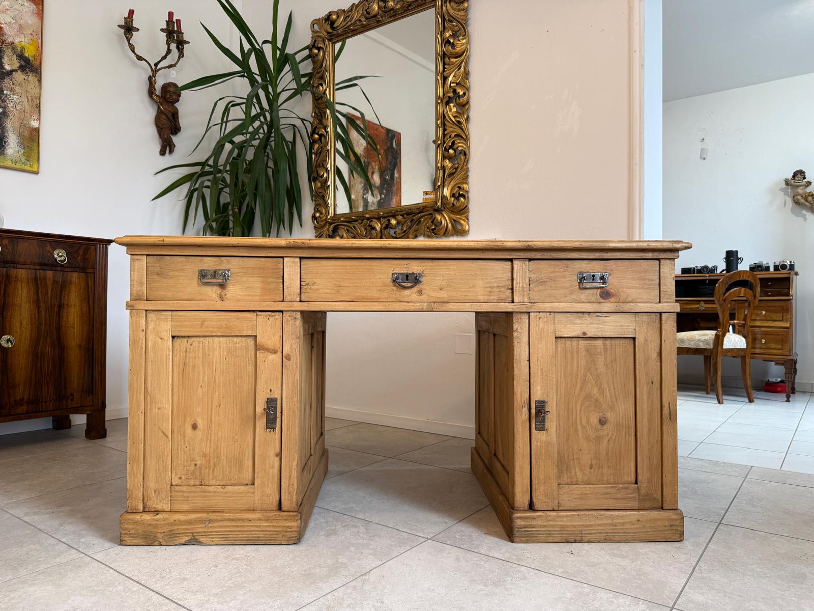 Bäuerlicher Naturholz Jugendstil Schreibtisch - Massivholz Bauernmöbel G2136 Bäuerlicher Naturholz Jugendstil Schreibtisch - Massivholz Bauernmöbel G2136