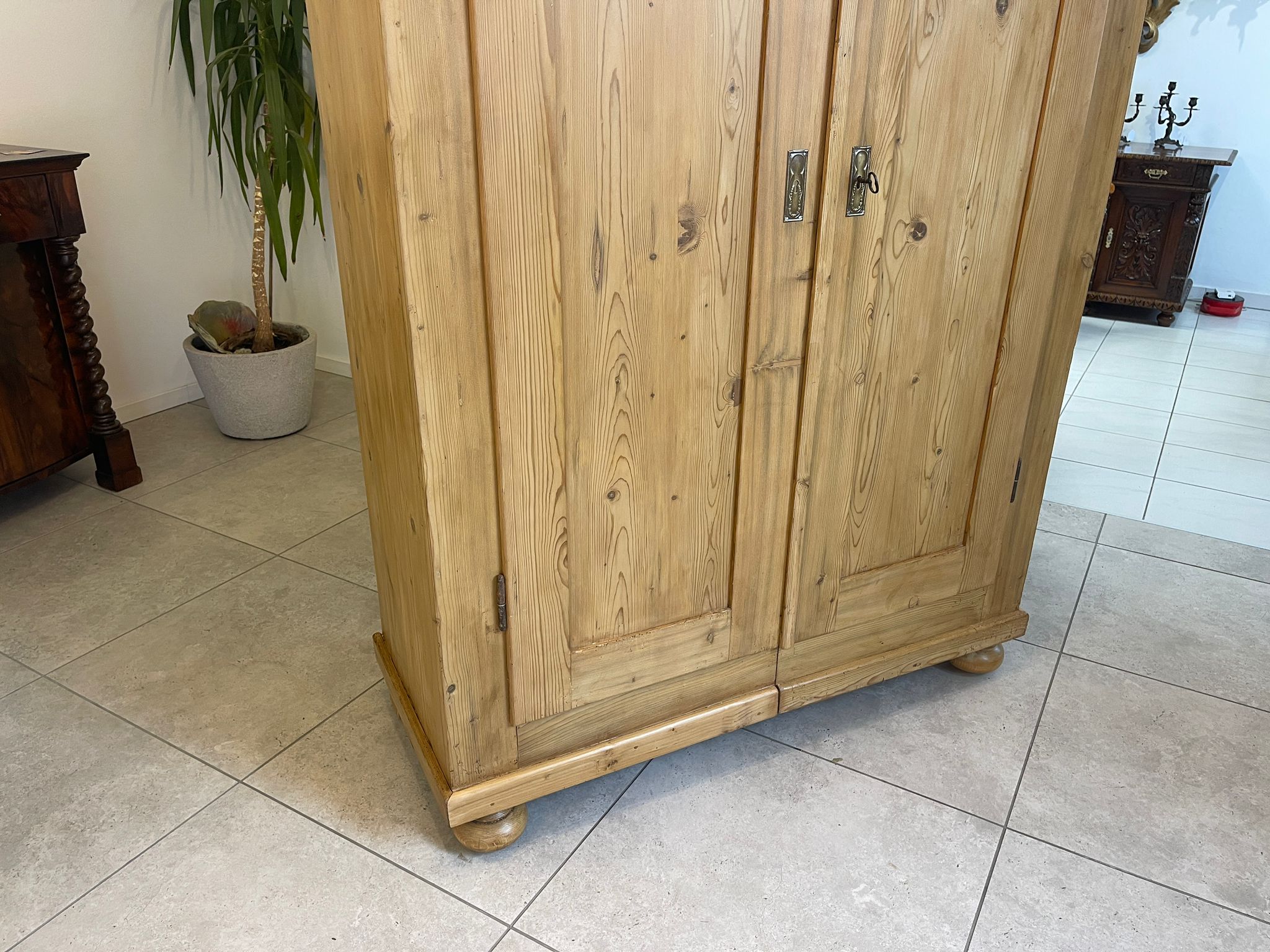 78579a68-882d-4b20-a5d5-7cb6cc5a1d0a Traum Biedermeier Bauernschrank Naturholzschrank A5026