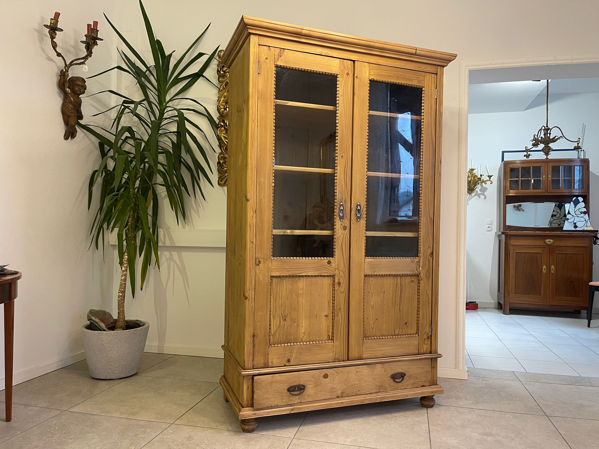 Bäuerliche Vitrine Bauernvitrine Bauernschrank Naturholz Bücherschrank Bauernmöbel A5130