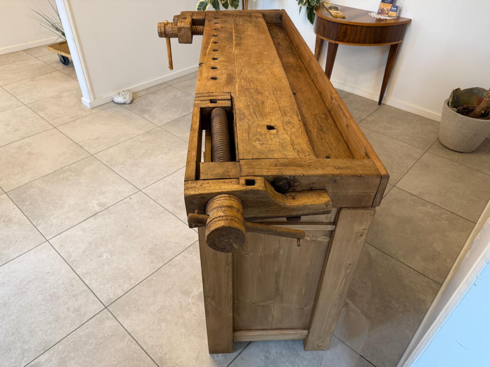 Urige Hobelbank Werkbank Pult Tresen Ladenschrank Antik G2257