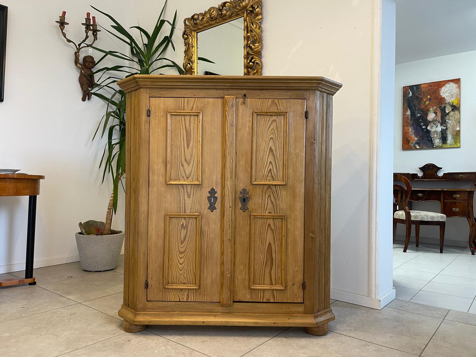 Sale Bäuerlicher Kasten Bauernschrank Barockschrank Antiquität G1244