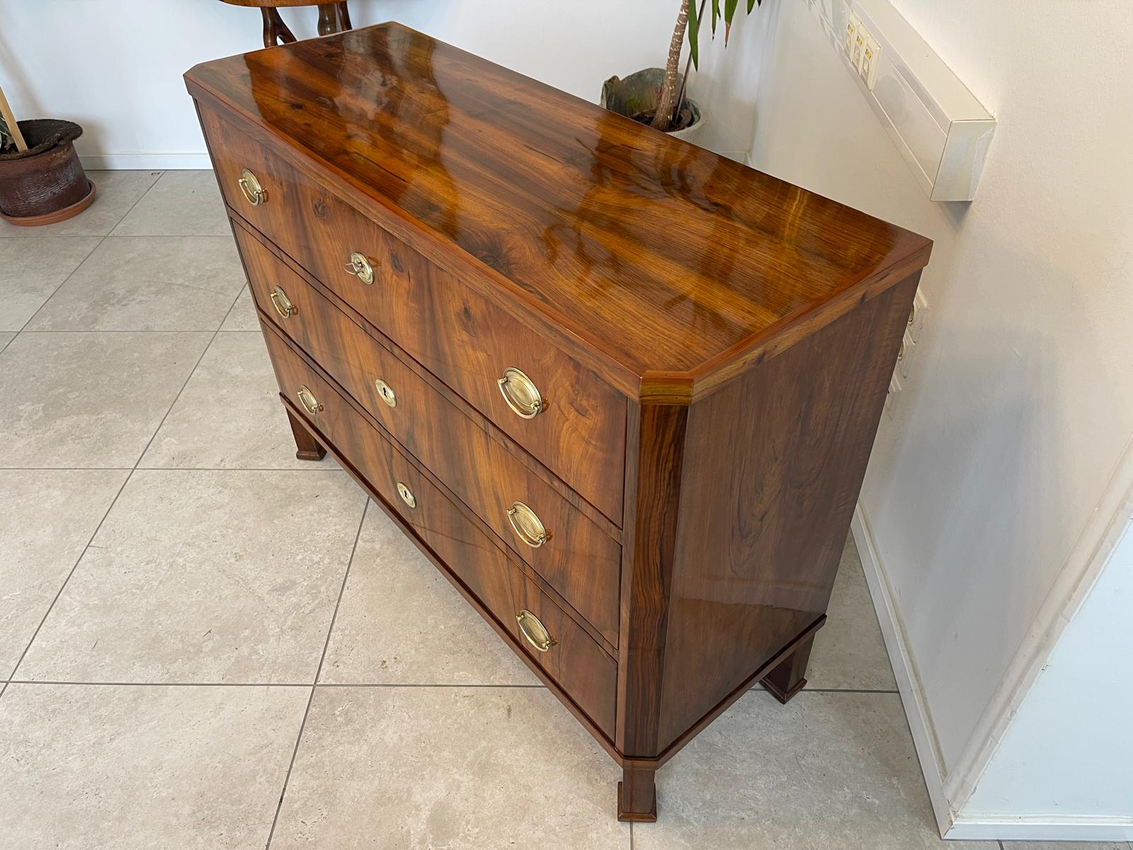 Restaurierte Biedermeier Kommode Sale Antiquität Nussholzfurnier Antiquität G1741