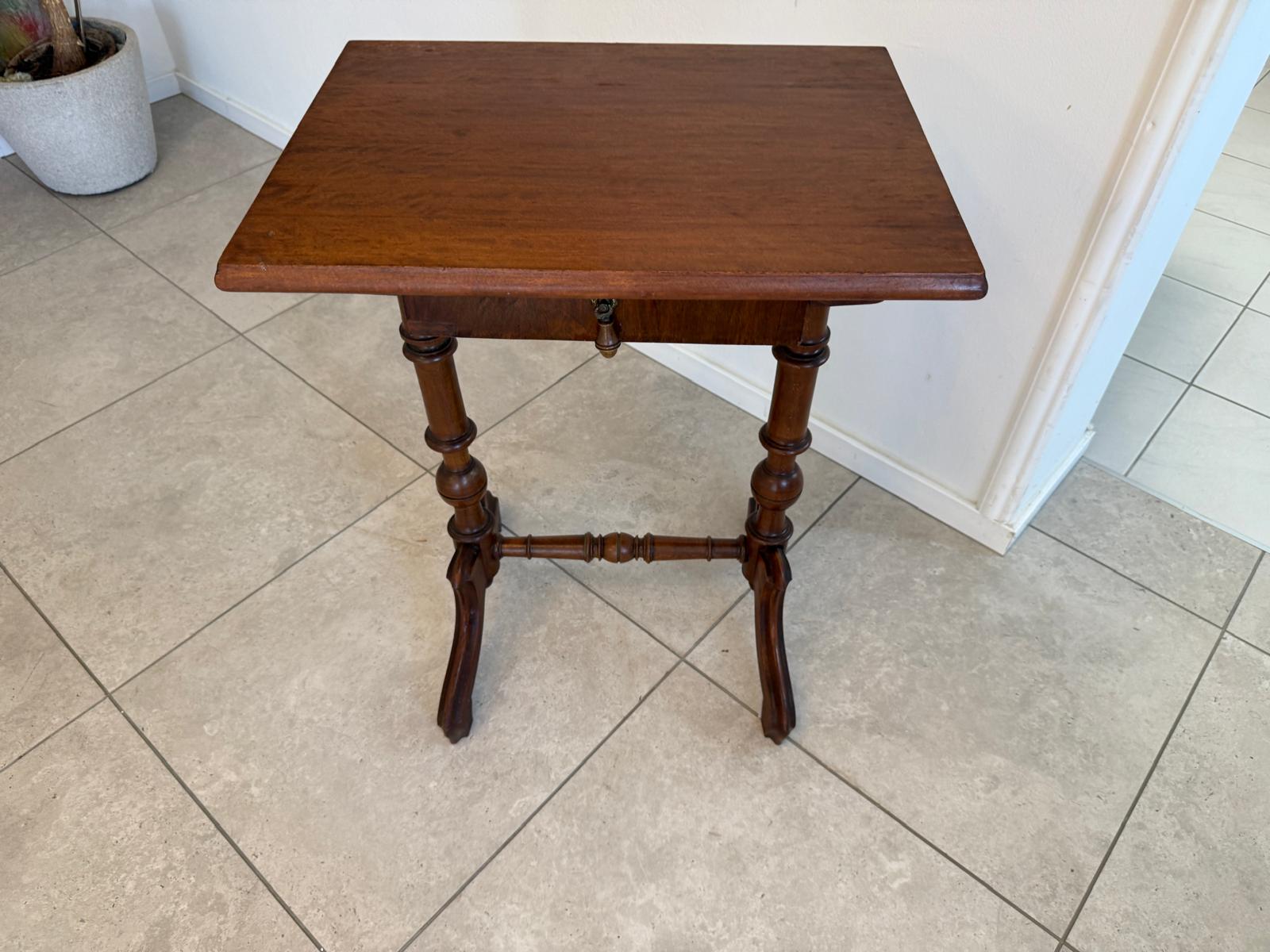 Originaler Nähtisch Tisch Gründerzeit um 1870  G1973