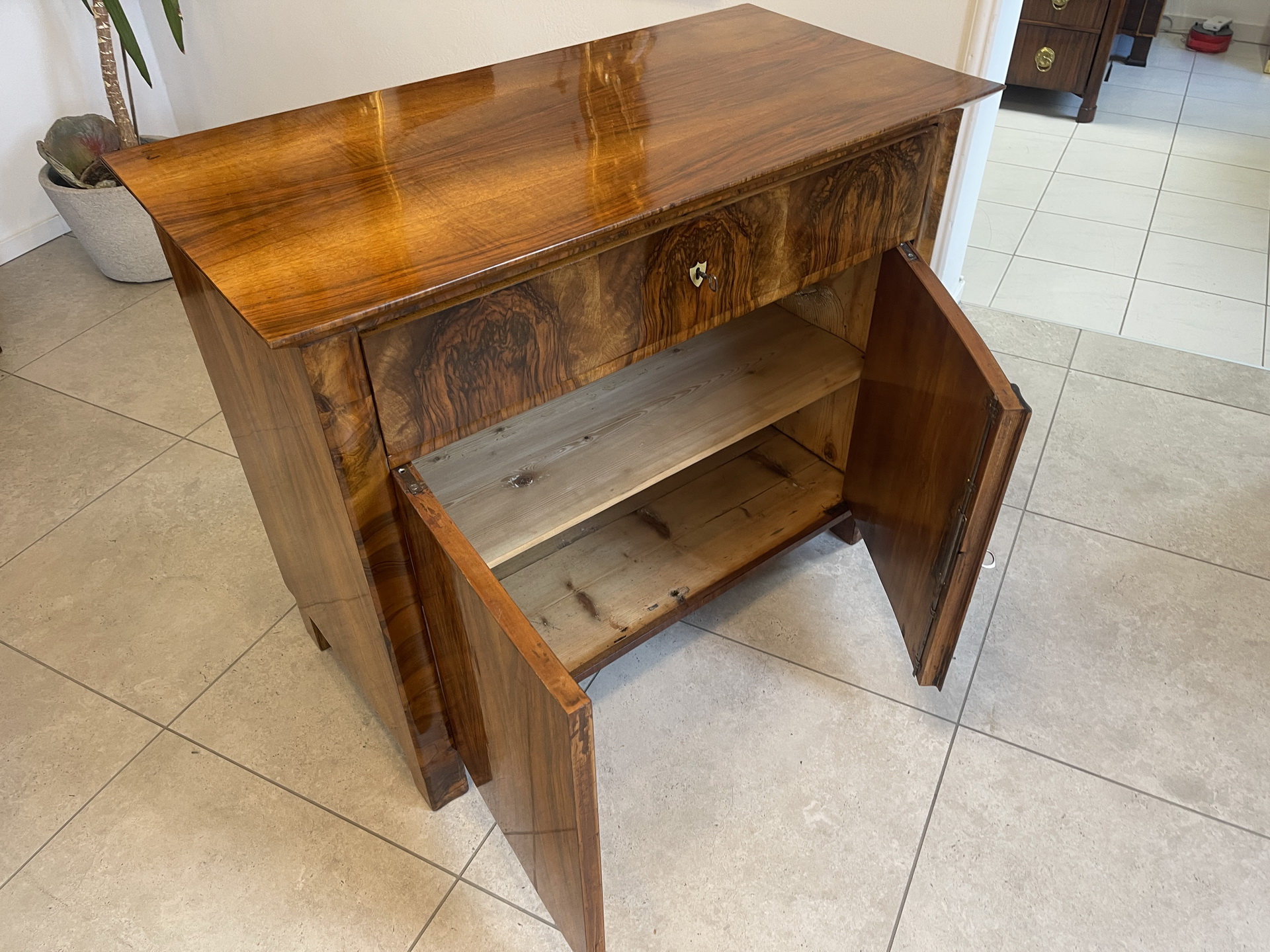 Biedermeier-Barock-10 Sale Restaurierte Biedermeier Anrichte Trumeau Nussholz A4019