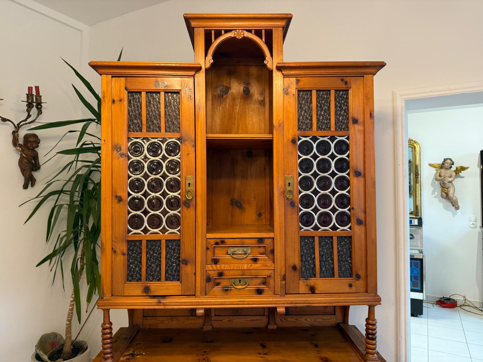 Alte Zirbenholz Kredenz Küchenvitrine Butzenglas Küchenschrank Landhausstil D1160