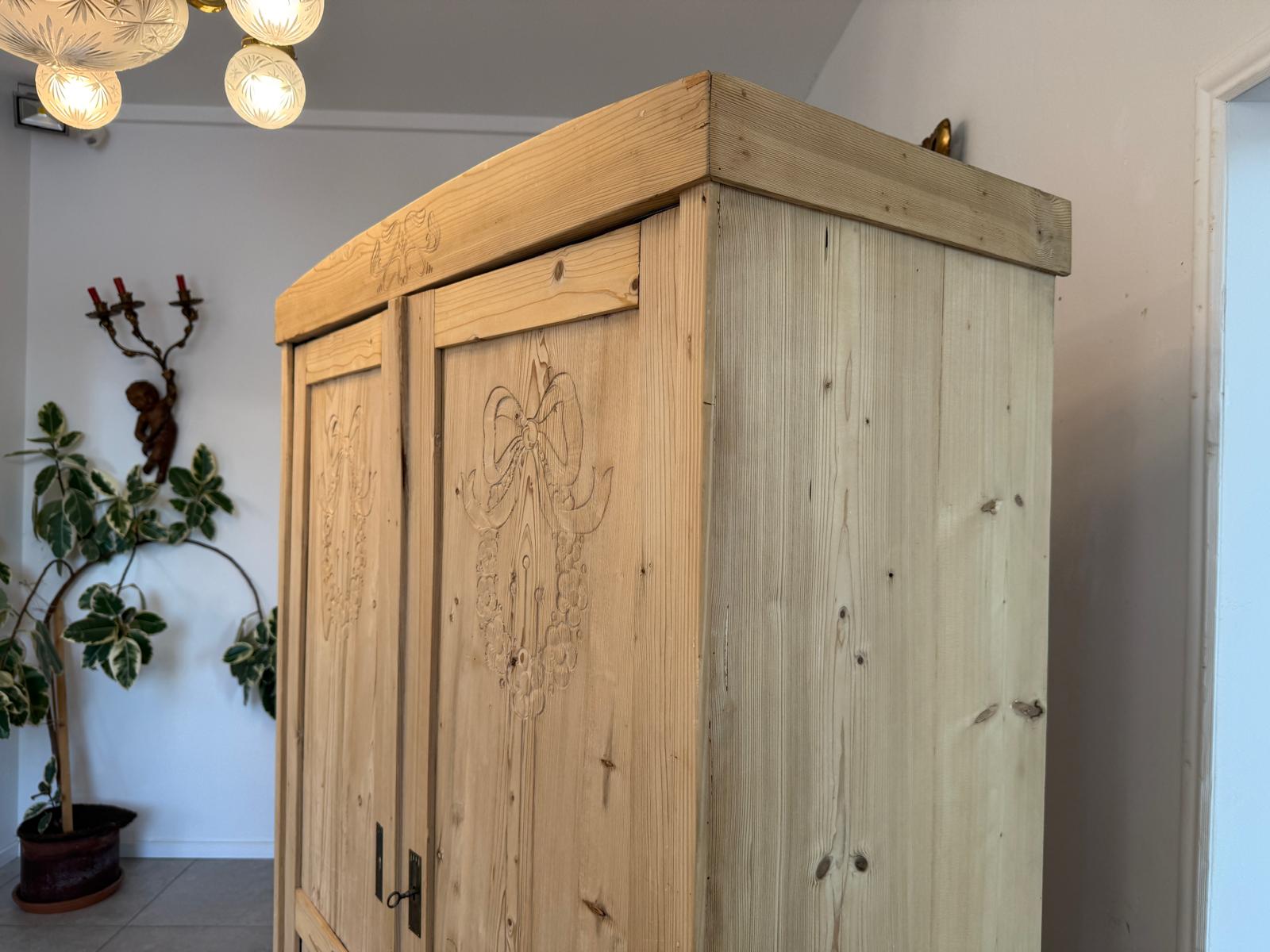 Jugendstil Bauernschrank Naturholzschrank Garderobenschrank D1012